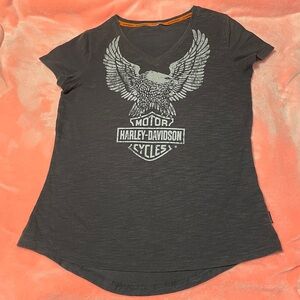 Ladies Charcoal color Harley-Davidson  
Top
Large Eagle and Harley Davidson Logo